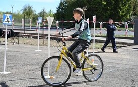 Powiatowe Eliminacje Konkursu &bdquo;Zabłyśnij na drodze wiedzą i umiejętnościami&rdquo; 40