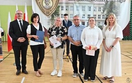 &bdquo;Edukacja to najpotężniejsza broń, jakiej możesz użyć, aby zmienić świat.&rdquo;  20