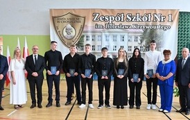 &bdquo;Edukacja to najpotężniejsza broń, jakiej możesz użyć, aby zmienić świat.&rdquo;  44