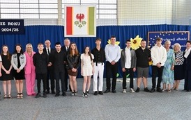 &bdquo;Edukacja to najpotężniejsza broń, jakiej możesz użyć, aby zmienić świat.&rdquo;  54