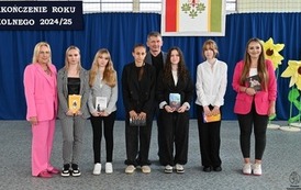 &bdquo;Edukacja to najpotężniejsza broń, jakiej możesz użyć, aby zmienić świat.&rdquo;  62
