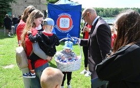 Rodzinny Piknik z Powiatowym Centrum Pomocy Rodzinie w Choszcznie 18