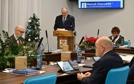 BUDŻET POWIATU CHOSZCZEŃSKIEGO NA ROK 2026 PRZYJĘTY! 18