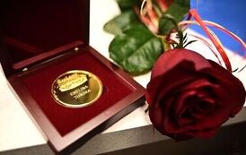 Medal "Zasłużony dla Powiatu" wręczony w dniu otwarcia nowego oddziału banku! 16