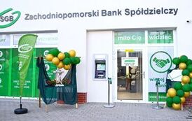 Medal "Zasłużony dla Powiatu" wręczony w dniu otwarcia nowego oddziału banku! 21