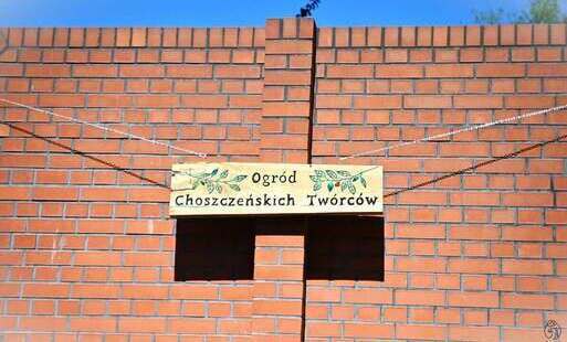 Zdjęcie do OGR&Oacute;D CHOSZCZEŃSKICH TW&Oacute;RC&Oacute;W