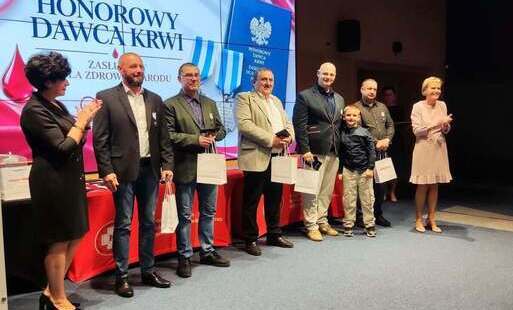 Zdjęcie do Wyjątkowe wyr&oacute;żnienie dla pracownika Starostwa Powiatowego w Choszcznie!