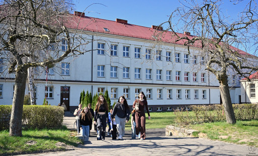 Zdjęcie do Nowoczesna szkoła z tradycjami! &ndash; Dzień Otwarty w Zespole Szk&oacute;ł nr 1