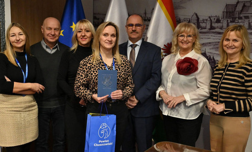 Zdjęcie do 20-lecie pracy Moniki Franas &ndash; Inspektora Wydziału Geodezji, Kartografii i Katastru