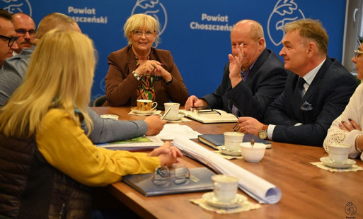 Zdjęcie do Budowa ścieżki pieszo-rowerowej Bierzwnik&ndash;Ostromęcko